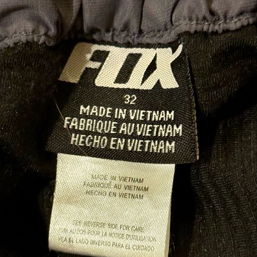 Fox Racing Ranger Defend MTB Bike Shorts- Sz 32 Gray - Picture 3 of 3